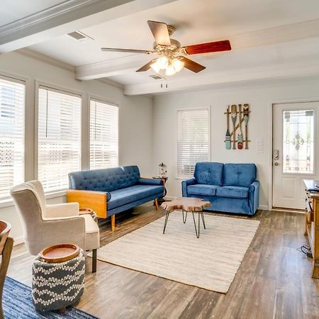 Charleston Home With Porch - 3 Mi To Folly Beach! Luaran gambar