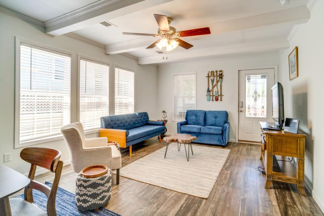 Charleston Home With Porch - 3 Mi To Folly Beach! Luaran gambar