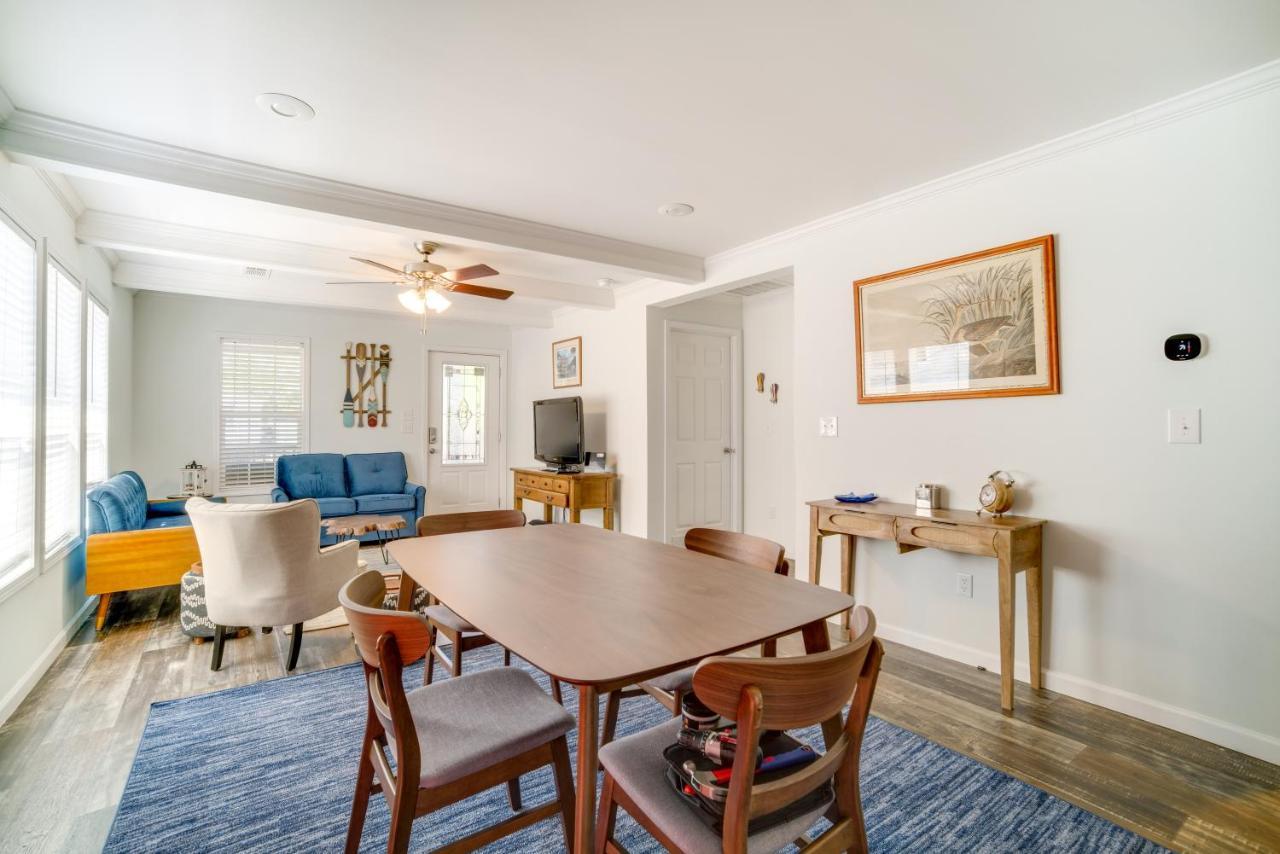 Charleston Home With Porch - 3 Mi To Folly Beach! Luaran gambar
