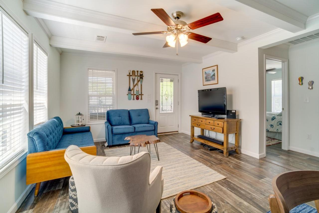 Charleston Home With Porch - 3 Mi To Folly Beach! Luaran gambar