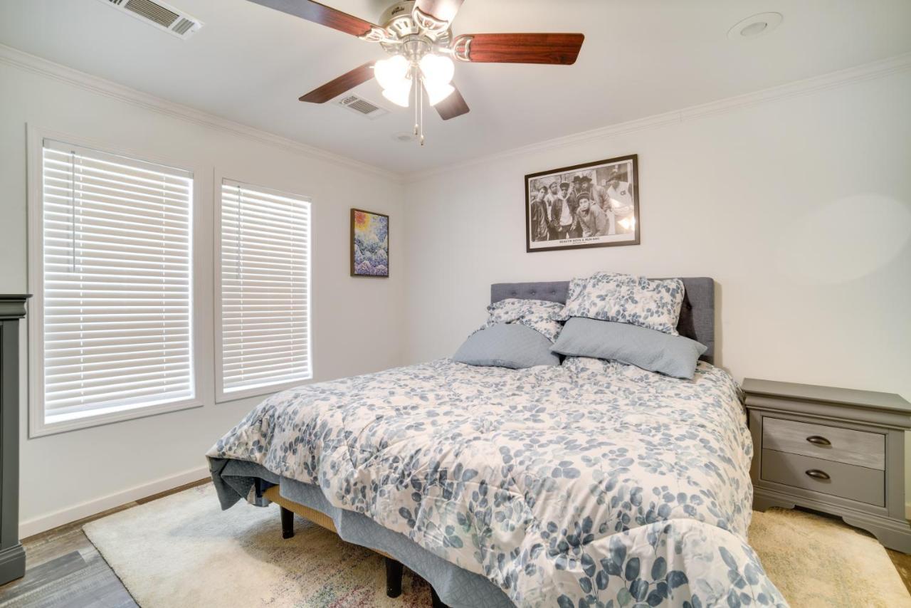 Charleston Home With Porch - 3 Mi To Folly Beach! Luaran gambar